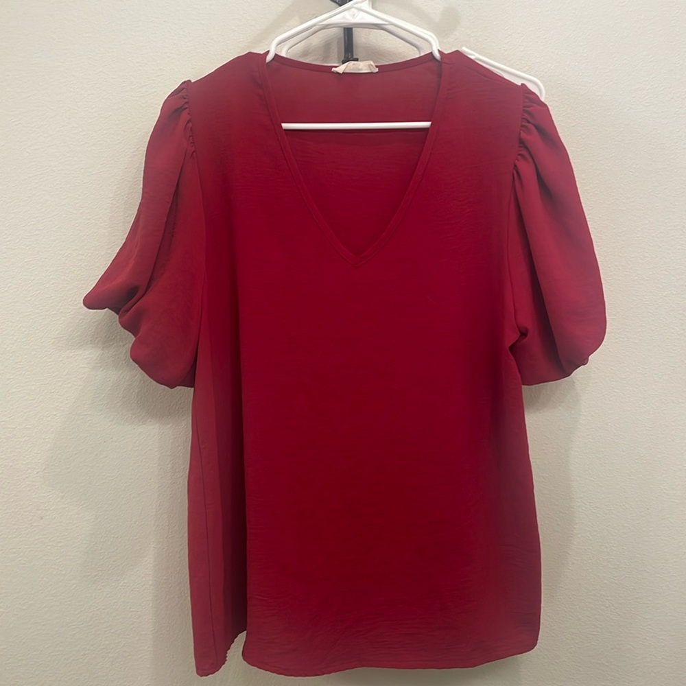 Red puff sleeve entro shirt